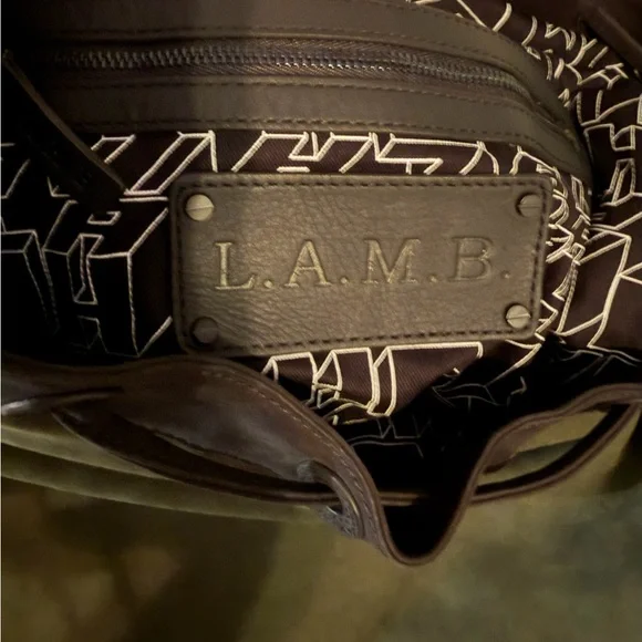 LAMB Nubuck Green Leather w/Black 1-Strap Sling BackPack Excellent Condition!! - Picture 8 of 8